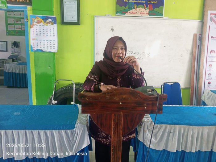 Febrita Melati Setiawan, S.Pd.Gr Tampil Meyakinkan Paparkan Program Kerja sebagai Agen Perubahan Baru MTsN 6 Kerinci Febrita Melati Setiawan, S.Pd.Gr Tampil Meyakinkan Paparkan Program Kerja sebagai Agen Perubahan Baru MTsN 6 Kerinci