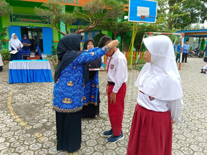 PEMBUKAAN MATSAMA Di MTsN 6 KERINCI