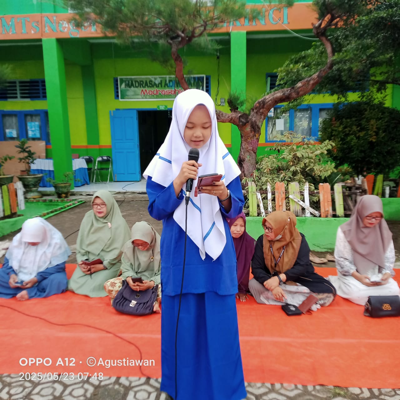 IKHLASâ€¦.. AJAKAN PENCERAMAH MUDA ZAHWA