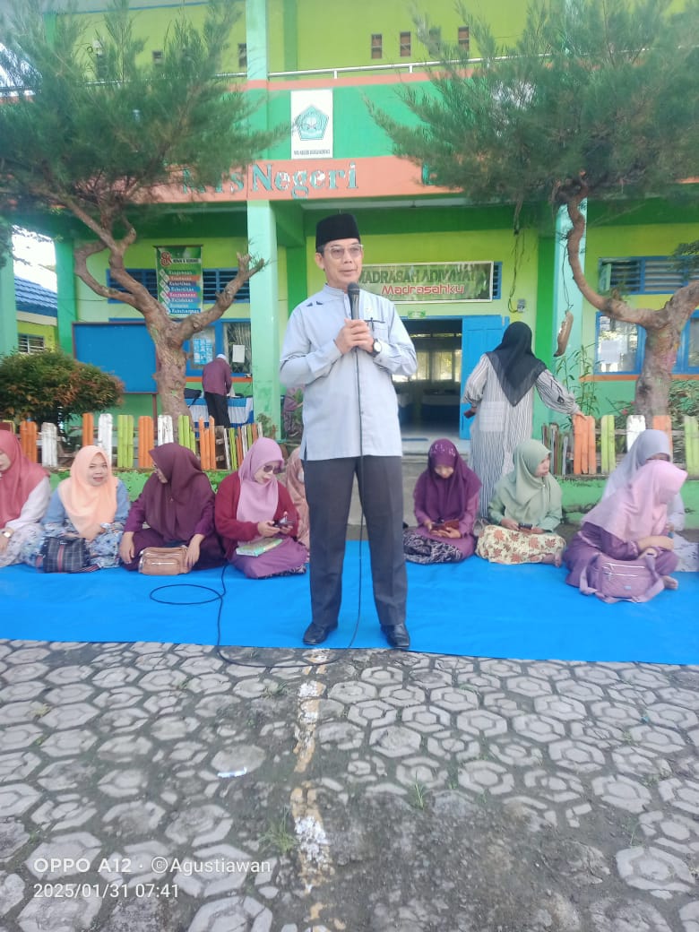 Tausiah di Jumat Pagi