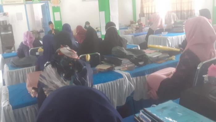 DWP MTsN 6 KERINCI ANGKAT TEMA SYUKUR AKAN NIKMAT ALLAH DWP MTsN 6 KERINCI ANGKAT TEMA SYUKUR AKAN NIKMAT ALLAH