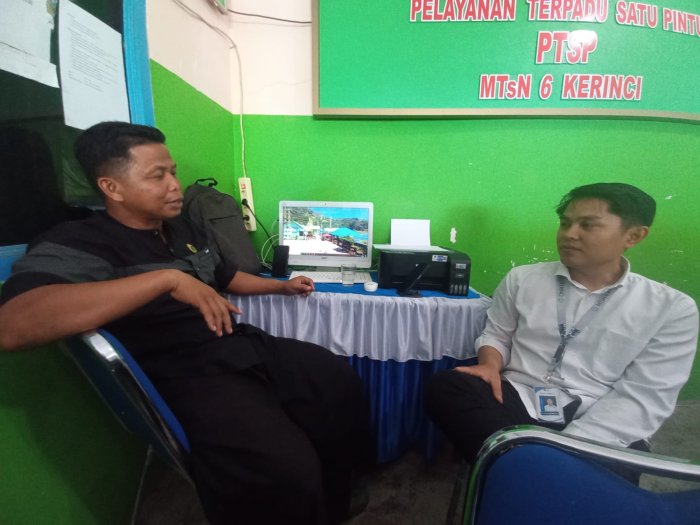 Team Pencinta Alam MTsN 6 Kerinci Kembali Rancang Strategi Pendakian Gunung Kerinci Setelah Ekspedisi Pertama Tertunda