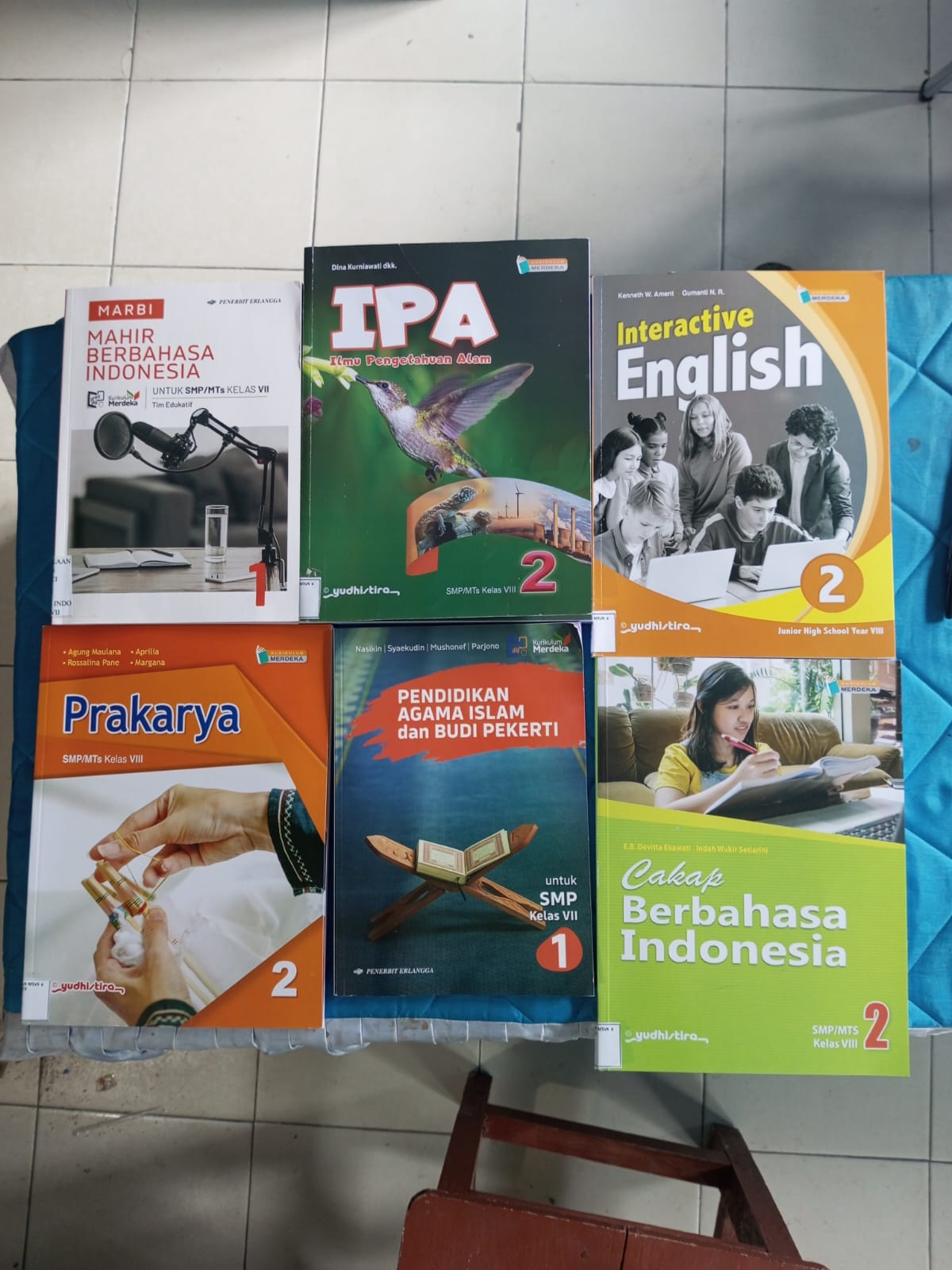 Songsong Tahun Ajaran Baru 2024-2025, Perpustakaan MTsN 6 Kerinci menambah Buku KURMER Songsong Tahun Ajaran Baru 2024-2025, Perpustakaan MTsN 6 Kerinci menambah Buku KURMER