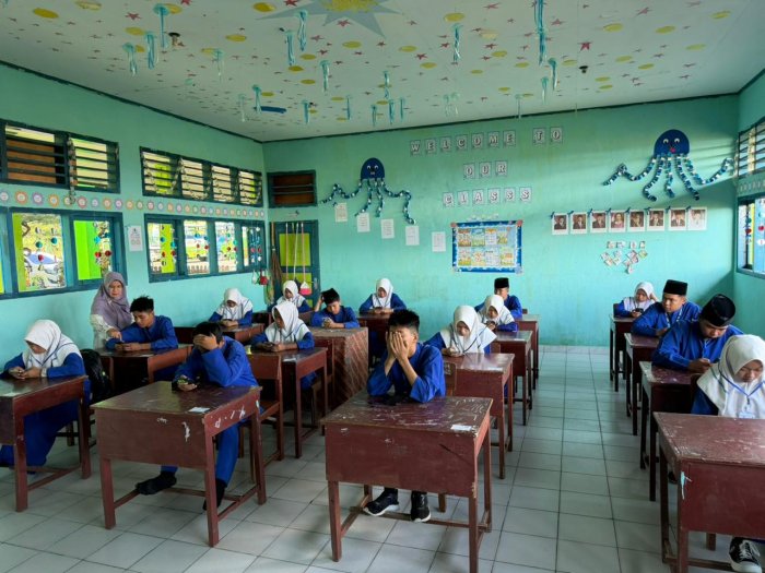 Pelaksanaan Ujian Akhir Madrasah Hari Kelima Berjalan Tertib dan Lancar Pelaksanaan Ujian Akhir Madrasah Hari Kelima Berjalan Tertib dan Lancar