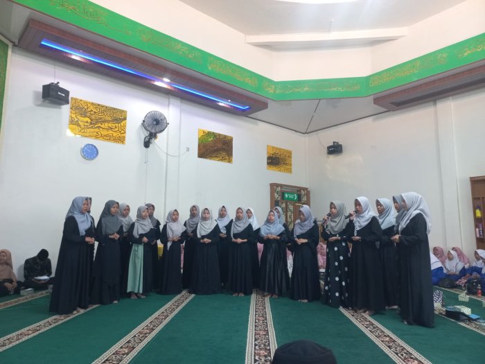 Penampilan Nasyid Semarakkan Peringatan Maulid Nabi Muhammad SAW di Musholla Hidayatul Shodiqin Penampilan Nasyid Semarakkan Peringatan Maulid Nabi Muhammad SAW di Musholla Hidayatul Shodiqin