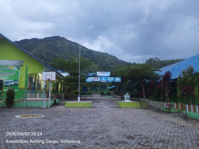 Suasana Maghrib di MTsN 6 Kerinci Terlihat Eksotis dan Menawan
