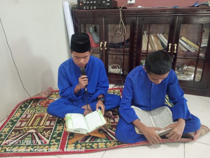 Siswa IX C Pandu Pembacaan Yasinan Rutin dengan Lantunan Merdu dan Fasih