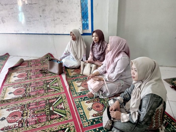Kanwil Kemenag Jambi Belum Beri Kepastian Soal Pengembalian Guru Berlebih di Madrasah Kanwil Kemenag Jambi Belum Beri Kepastian Soal Pengembalian Guru Berlebih di Madrasah