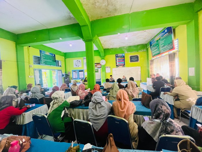 PTK MTsN 6 Kerinci Gelar Rapat Persiapan untuk Sukseskan Pembukaan MTQ ke-53 Kabupaten Kerinci PTK MTsN 6 Kerinci Gelar Rapat Persiapan untuk Sukseskan Pembukaan MTQ ke-53 Kabupaten Kerinci