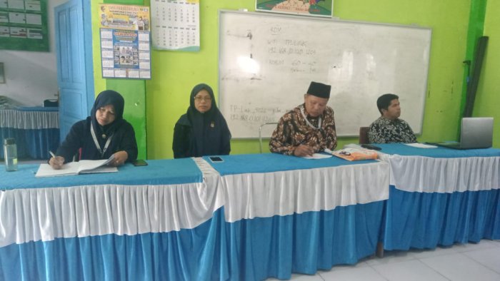 MTsN 6 Kerinci Laksanakan Rapat Persiapan PPDB
