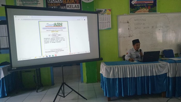 MTsN 6 Kerinci Laksanakan Sosialisasi Pengisian Laporan Kinerja (Lapkin) bagi PTK