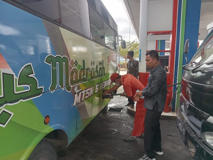 Dukung Layanan Transportasi Siswa, MTsN 6 Kerinci Alokasikan Anggaran Operasional BBM untuk Bus Madrasah