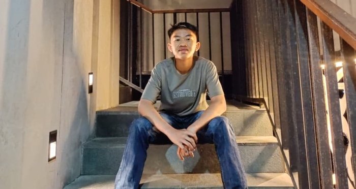 Sang Striker Nahratul al Muzaki Cetak Gol Spektakuler, Tendangan dari Tengah Lapangan Bikin Penonton Terpukau