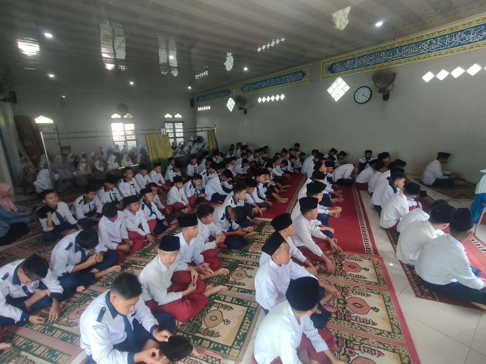 Rutinitas Dhuha di MTs N 6 Kerinci: Rutinitas Dhuha di MTs N 6 Kerinci: