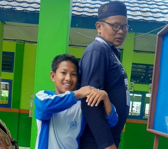 Kedekatan Guru dan Siswa di MTsN 6 Kerinci, Layaknya Hubungan Orang Tua dan Anak