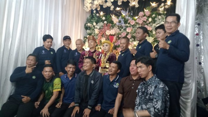 PTK MTsN 6 Kerinci Hadiri Undangan Pernikahan Ibu Suci Amelda di Tanjung Pauh Mudik PTK MTsN 6 Kerinci Hadiri Undangan Pernikahan Ibu Suci Amelda di Tanjung Pauh Mudik