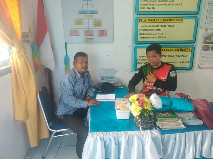 Koorwil 5 Kwarcab Kerinci Kunjungi MTsN 6 Kerinci Bahas Kegiatan Pramuka Koorwil 5 Kwarcab Kerinci Kunjungi MTsN 6 Kerinci Bahas Kegiatan Pramuka