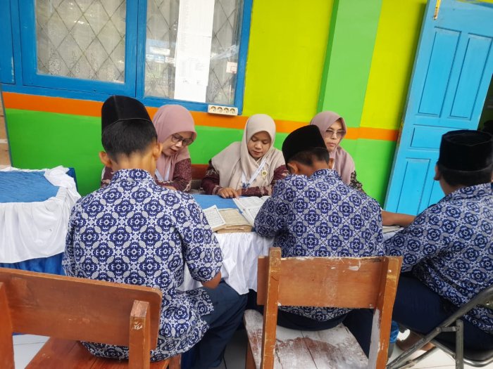MTsN 6 Kerinci Gelar Bimbingan BTA untuk Tingkatkan Kemampuan Literasi Al-Qur`an Siswa MTsN 6 Kerinci Gelar Bimbingan BTA untuk Tingkatkan Kemampuan Literasi Al-Qur`an Siswa
