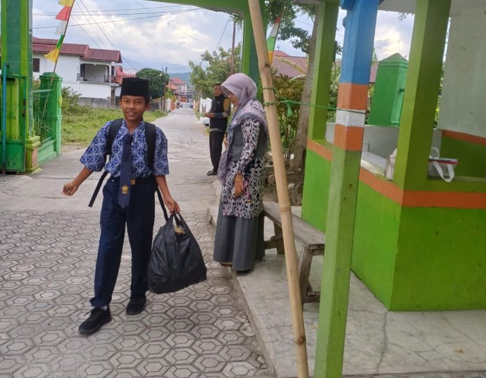 Semangat dan Kemandirian Nasuha, Siswa MTsN 6 Kerinci yang Menginspirasi