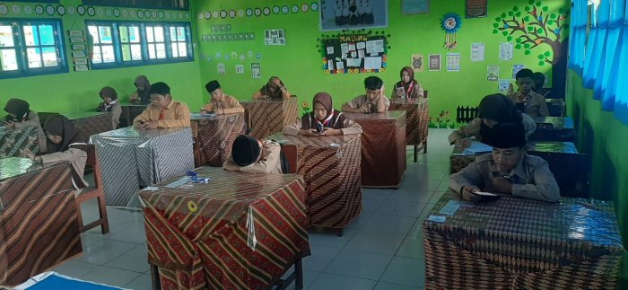 Semangat Tak Pudar, Siswa MTsN 6 Kerinci Hadapi Hari Terakhir ASAS Ganjil dengan Penuh Optimisme