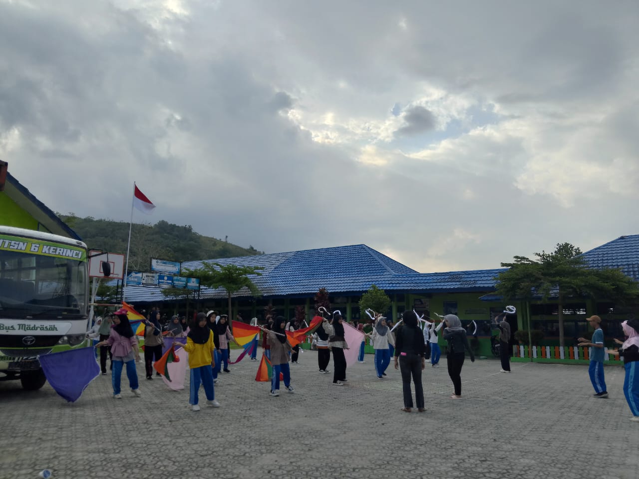 23 Hari Menjelang HUT RI Latihan Drumband MTsN 6 Kerinci semakin Intensif 23 Hari Menjelang HUT RI Latihan Drumband MTsN 6 Kerinci semakin Intensif