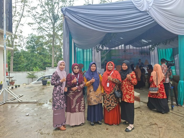 Kolaborasi Tiga Madrasah, Regu 3 Bersaing di Lomba LCC HAB Kemenag dan Hari Ibu