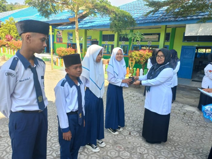 Mengenal Lebih Dekat dengan Azzahra Nebyza, Sang Juara ISO 2025 dari MTsN 6 Kerinci