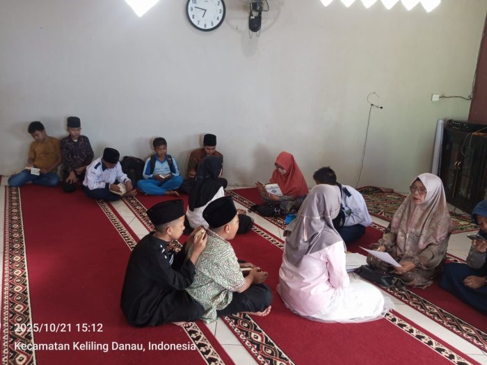 Ekskul Tahfidz Terus Berlanjut Meski Cuaca Kurang Mendukung