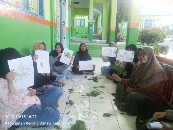 🎨 Siswa MTsN 6 Kerinci Asah Kreativitas dengan Belajar Membuat Ecoprint di Kegiatan Ekstrakurikuler Kesenian 🎨