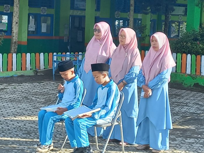 Tadarus Al-Quran Buka Kegiatan Class Meeting dengan Khidmat