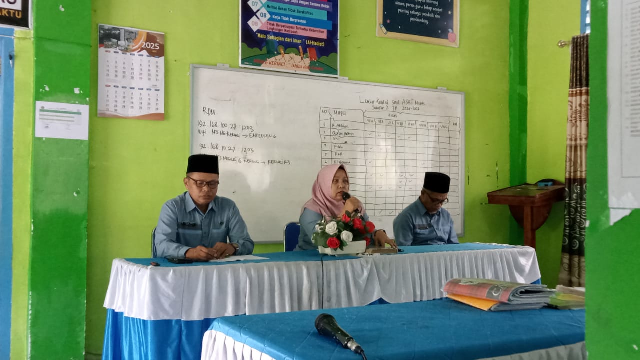 Guru MTs N 6 Kerinci Giat Mempersiapkan Modul Ajar untuk Tahun Pelajaran Baru Guru MTs N 6 Kerinci Giat Mempersiapkan Modul Ajar untuk Tahun Pelajaran Baru
