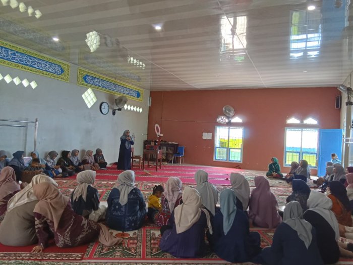 Pengurus Baru Dharma Wanita MTsN 6 Kerinci Gelar Kegiatan Perdana, Ada yang Beda Pengurus Baru Dharma Wanita MTsN 6 Kerinci Gelar Kegiatan Perdana, Ada yang Beda