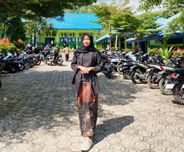 Ketua OSIM MTsN 6 Kerinci Sibuk Persiapkan Syarhil Quran Bertema Isra Miraj