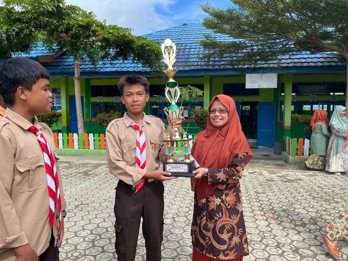 MTsN 6 Kerinci Berikan Penghargaan Juara Umum, Juara Kelas, dan Juara Class Meeting