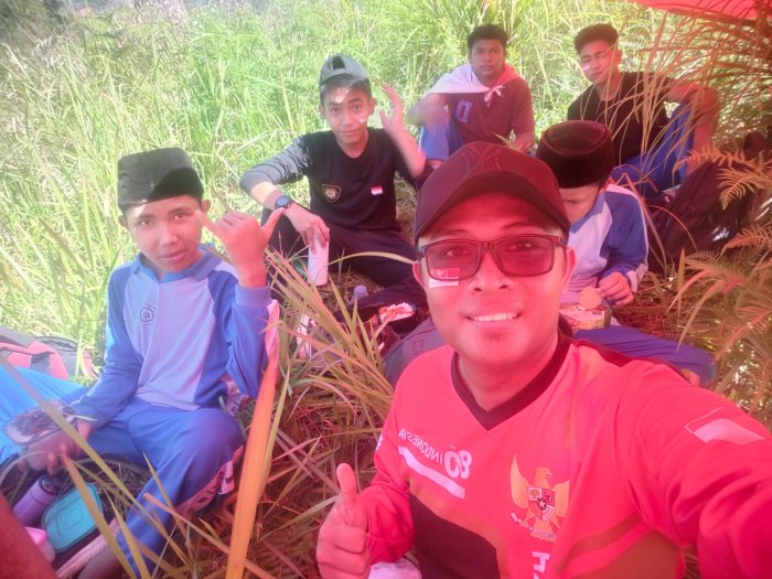 Sukses Gelar Jelajah Alam Sumpah Pemuda, Kepala MTsN 6 Kerinci Beri Apresiasi Tinggi untuk OSIM