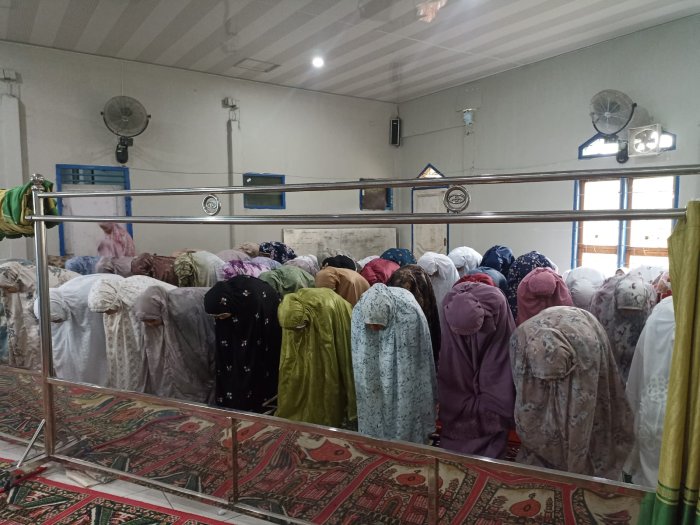 Terapkan Program Sholat Dhuha Sebelum Belajar untuk Bentuk Karakter Religius Siswa