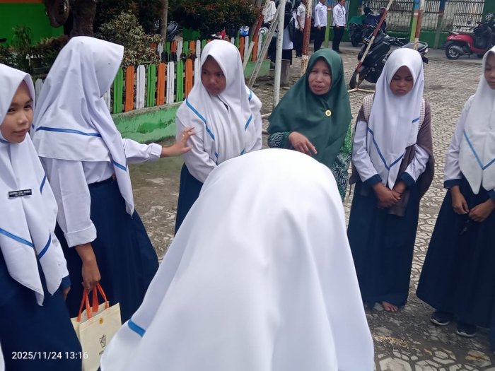 OSIM MTsN 6 Kerinci Gelar Rapat Koordinasi Bahas Persiapan Peringatan Hari Guru Nasional dan Evaluasi Lomba