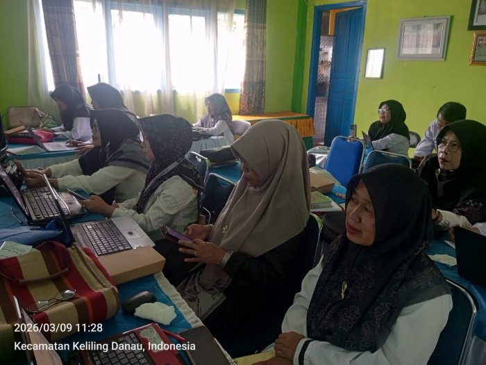 Gunakan Waktu Libur, Tenaga Pendidik Mulai Susun Soal Ujian Semester II Tahun Ajaran 2025/2026 Gunakan Waktu Libur, Tenaga Pendidik Mulai Susun Soal Ujian Semester II Tahun Ajaran 2025/2026