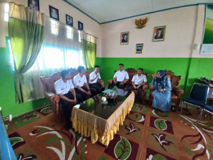 Tim Makanan Bergizi Gratis Sowan ke Kepala Madrasah, Program Mulai 6 Oktober Tim Makanan Bergizi Gratis Sowan ke Kepala Madrasah, Program Mulai 6 Oktober