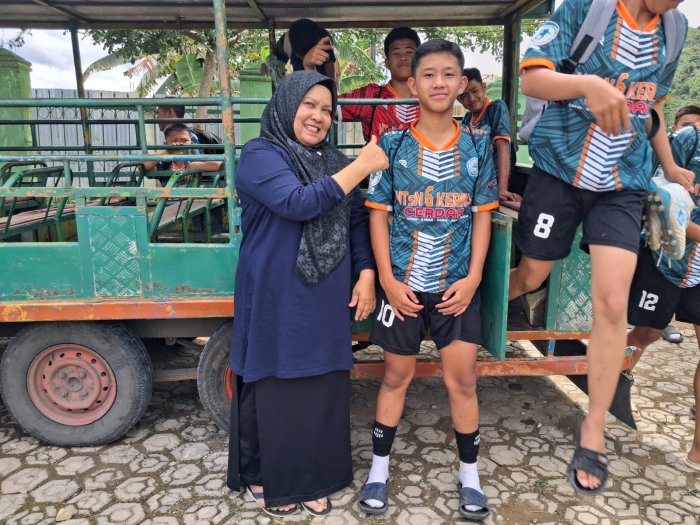 Mhd Wazif Ilzam Cetak Hatrick Heroik, Bawa PS MTsN 6 Kerinci Taklukkan MTsS Bumbun Duri 3-0