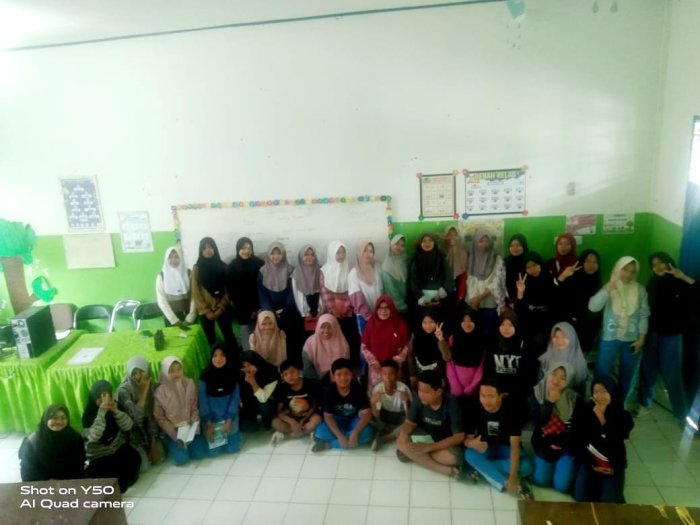 Ekstrakurikuler PMR MTsN 6 Kerinci Gelar Pemilihan Pengurus Baru dan Rapat Program Kerja 2025/2026 Ekstrakurikuler PMR MTsN 6 Kerinci Gelar Pemilihan Pengurus Baru dan Rapat Program Kerja 2025/2026