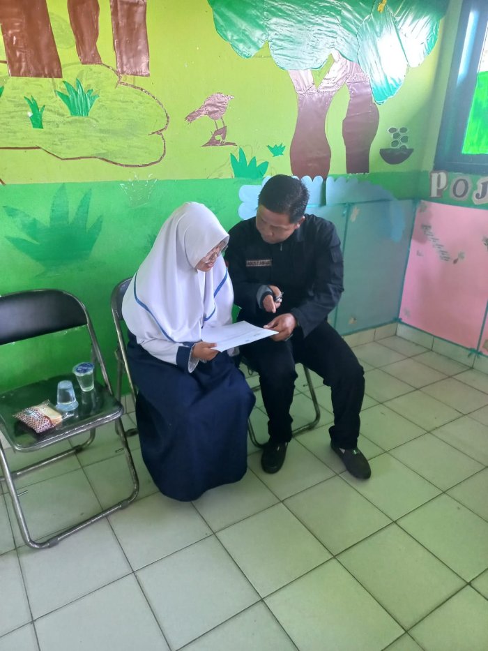 Team IPA MTs N 6 Kerinci Lakukan Bimbingan Intensif untuk Siswa Peserta ISO dan OMI Team IPA MTs N 6 Kerinci Lakukan Bimbingan Intensif untuk Siswa Peserta ISO dan OMI