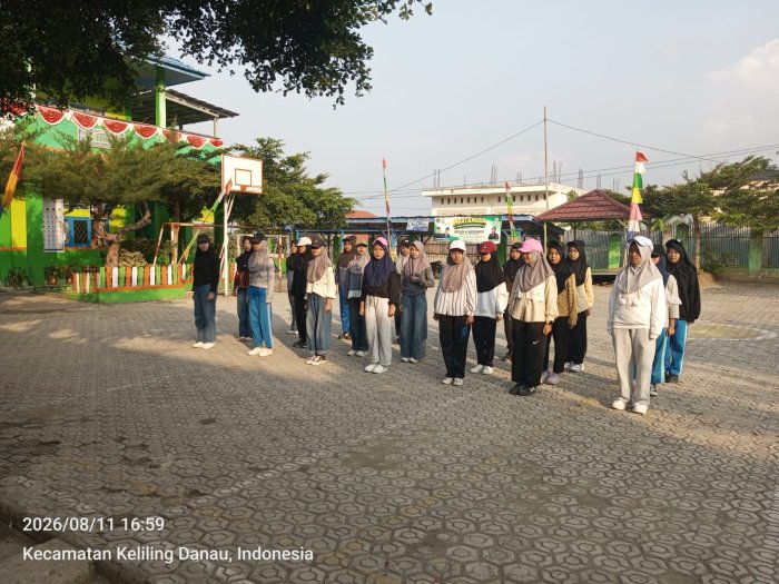 Pasukan Barisan Indah MTsN 6 Kerinci Terus Matangkan Persiapan Jelang H-2 Pelaksanaan Pasukan Barisan Indah MTsN 6 Kerinci Terus Matangkan Persiapan Jelang H-2 Pelaksanaan