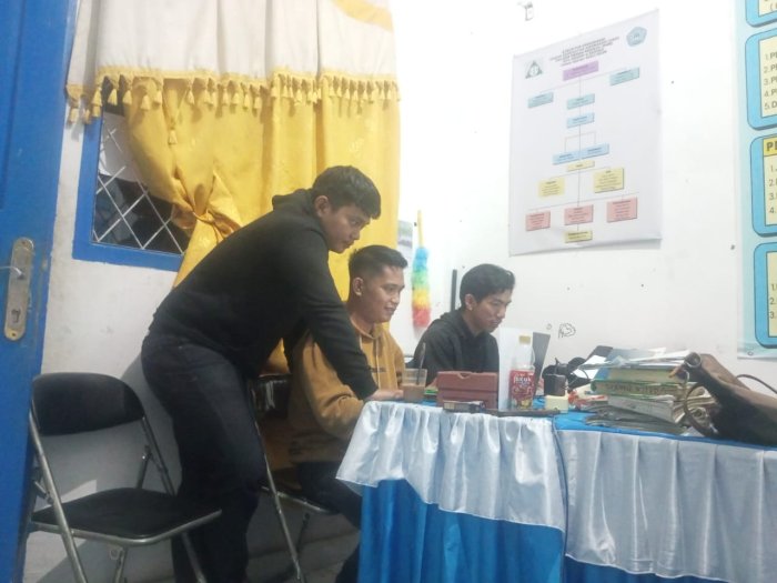 Siap-siap! Panitia Sumatif Akhir Semester Ganjil MTsN 6 Kerinci Mulai Input Soal ke Google Form